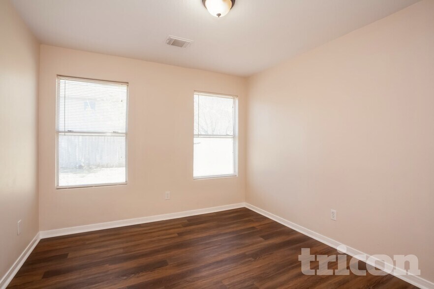 Building Photo - 15019 Easingwold Dr