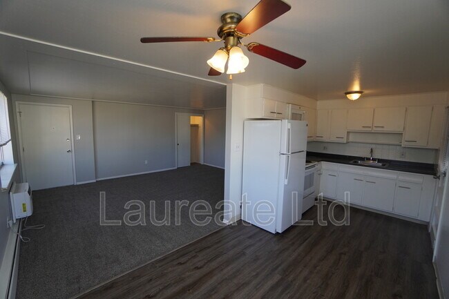 Building Photo - 5985 Yukon St