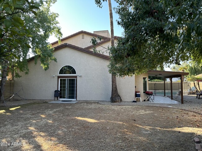 Building Photo - 9048 E Riviera Dr