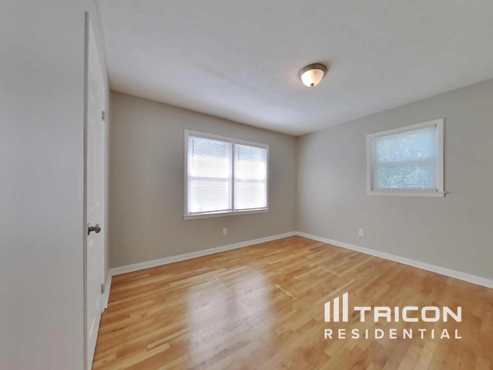 Building Photo - 7179 Carolyn Cir