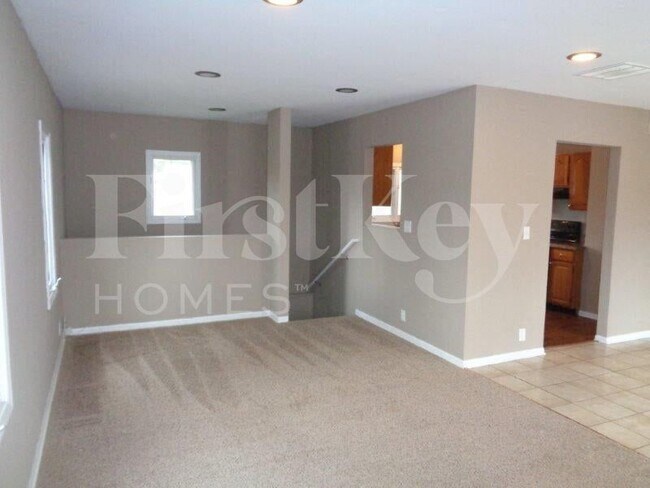 Building Photo - 1 Birch St