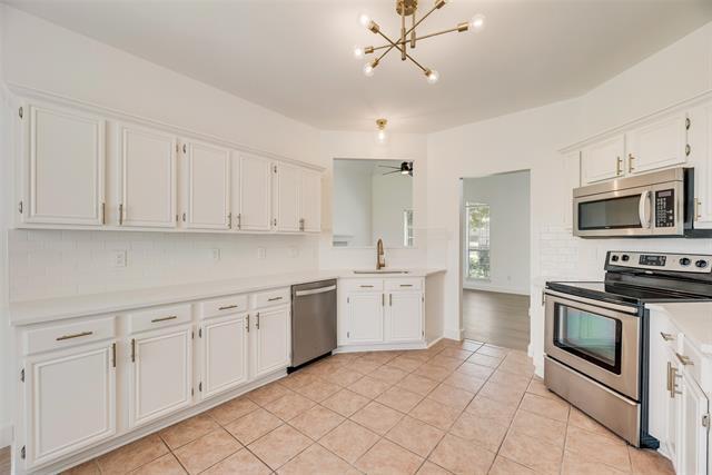 Building Photo - 7208 Lavenham Dr
