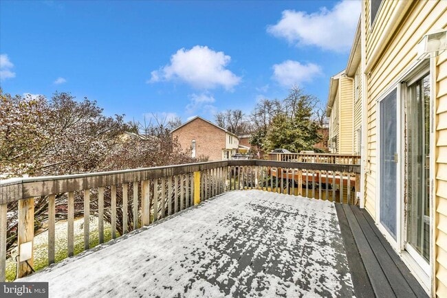 Building Photo - 19 Stonewall Ct