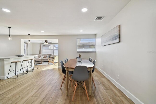 Building Photo - 1411 Coppertree Dr