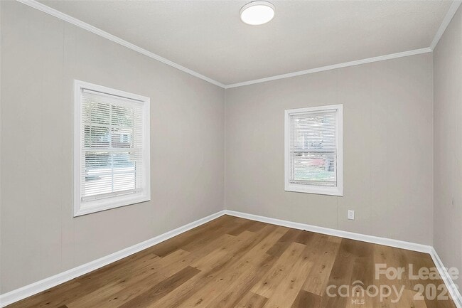 Building Photo - 2510 Hemphill St