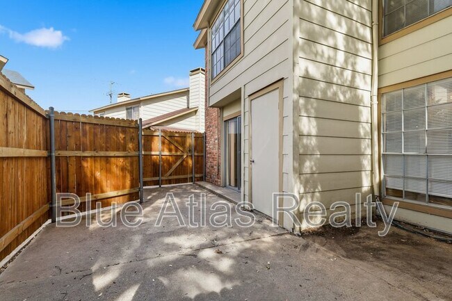 Building Photo - 11311 Audelia Rd