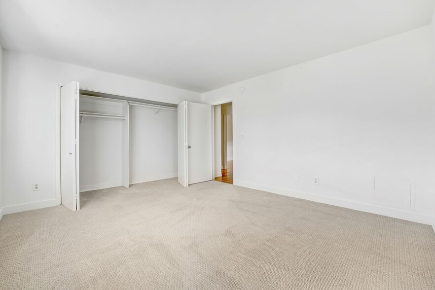 Building Photo - 3415 McLaughlin Ave