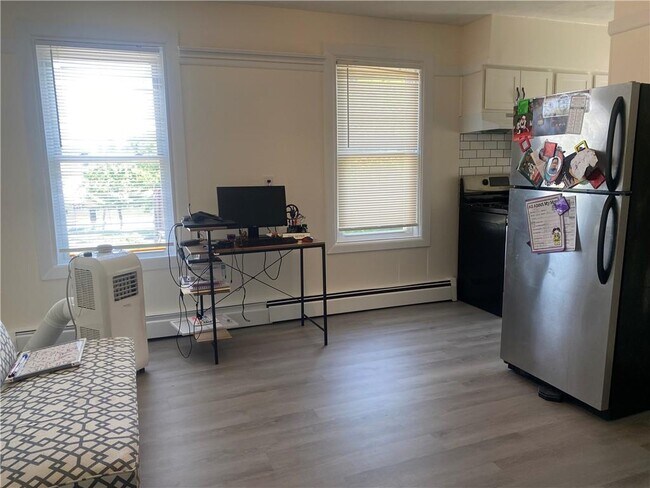 Building Photo - 15-17 Florida Ave