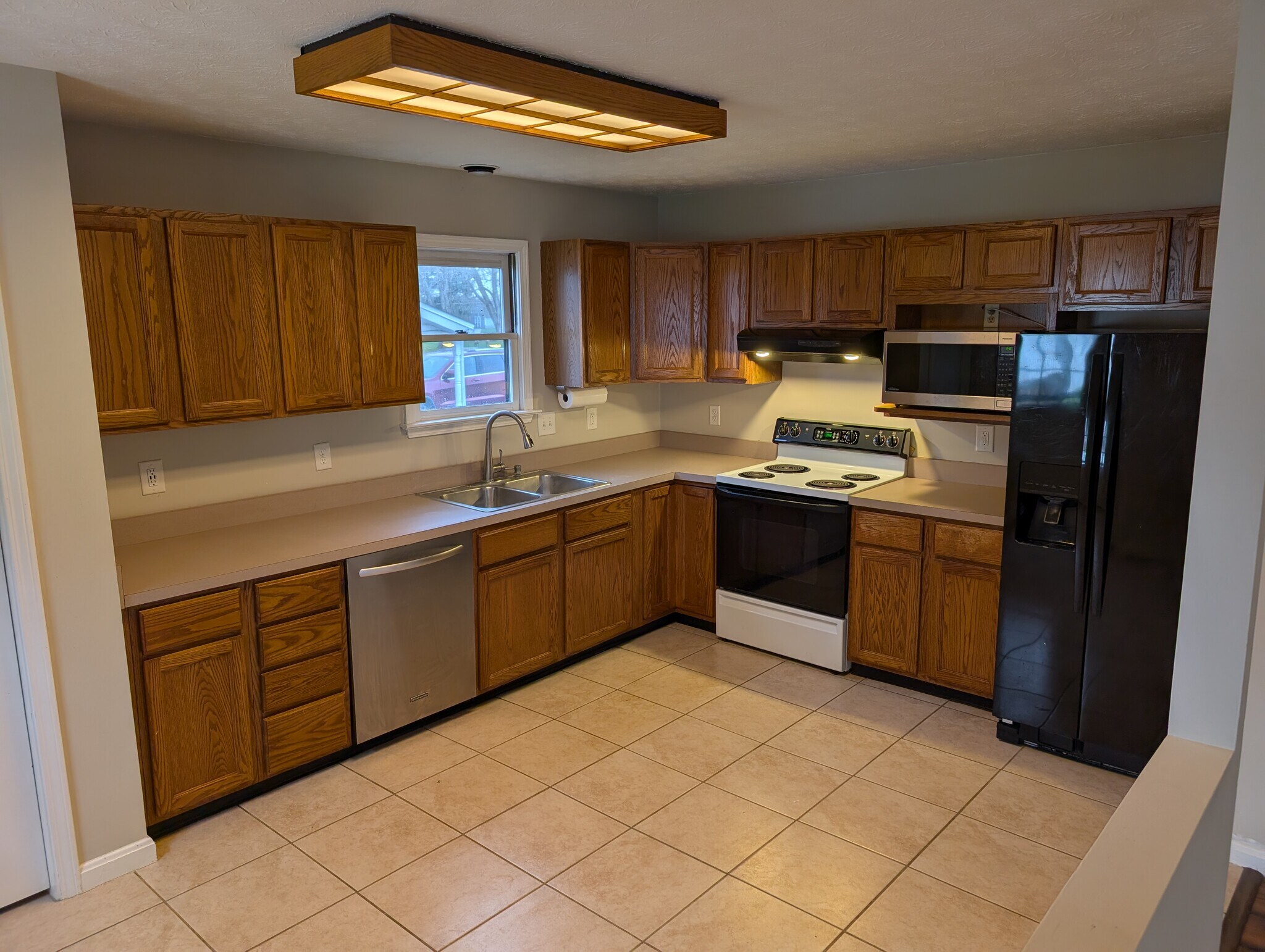 Building Photo - 3980 Apache Trl