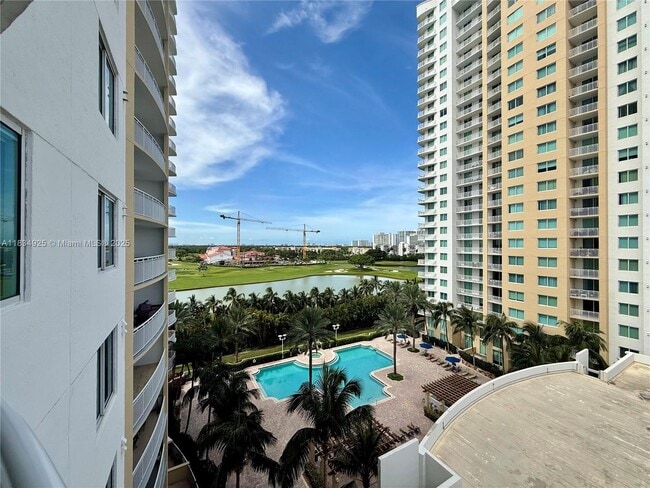 Building Photo - 1745 E Hallandale Beach Blvd