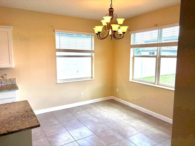 Building Photo - 7962 NW Greenbank Cir