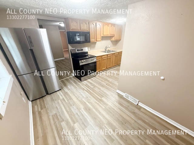 Building Photo - 1212 6th St NE