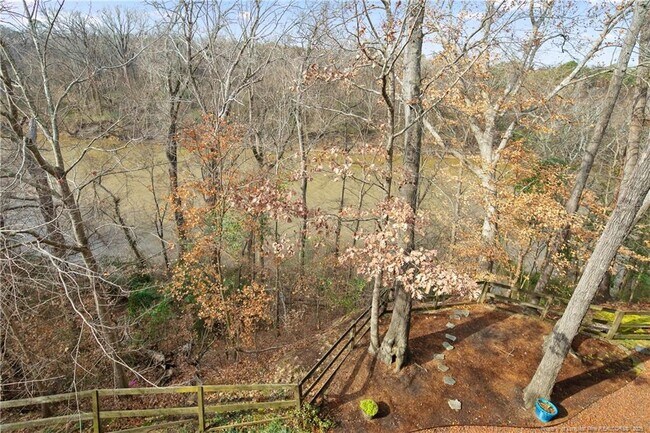 Building Photo - 1611 Bluffside Dr