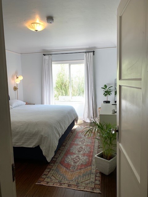 Bedroom II Entry - 1226 S Orange Grove Ave