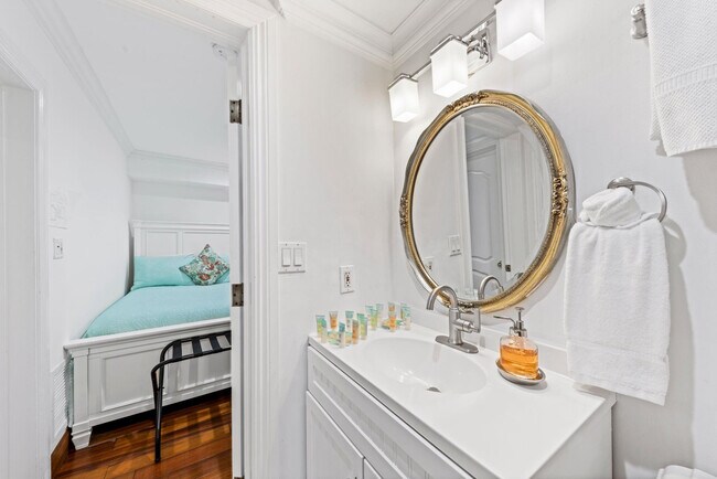 Building Photo - 1799 N Fort Lauderdale Beach Blvd