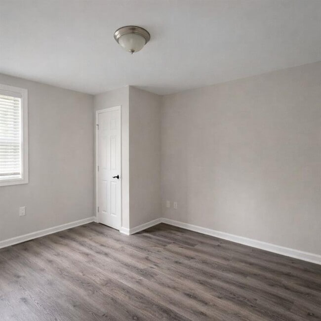 Building Photo - 16 Wadley St NW