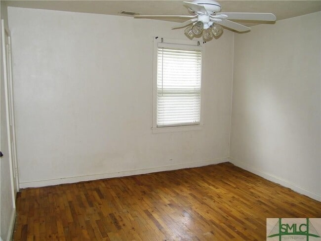 Building Photo - Single-family home