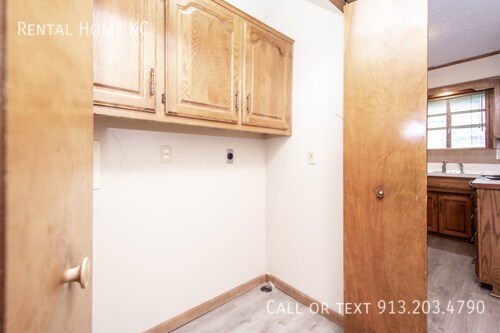 Building Photo - 11602 Monrovia-
