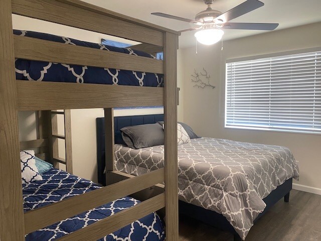 2nd bedroom - 6044 E Highway 20