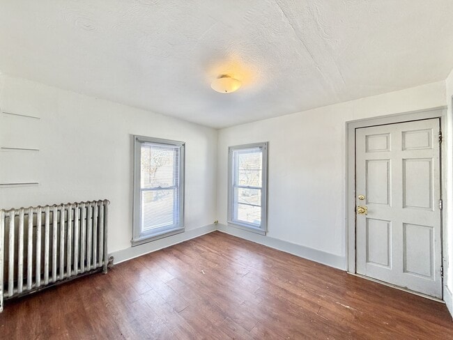 Building Photo - 603 S Jackson St