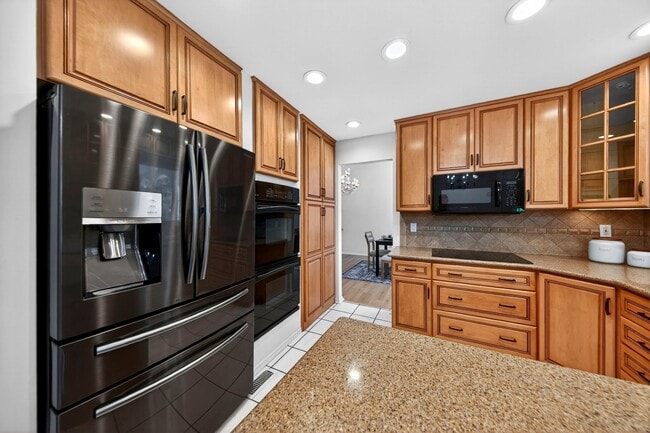 Building Photo - 2019 Cedarmill Dr