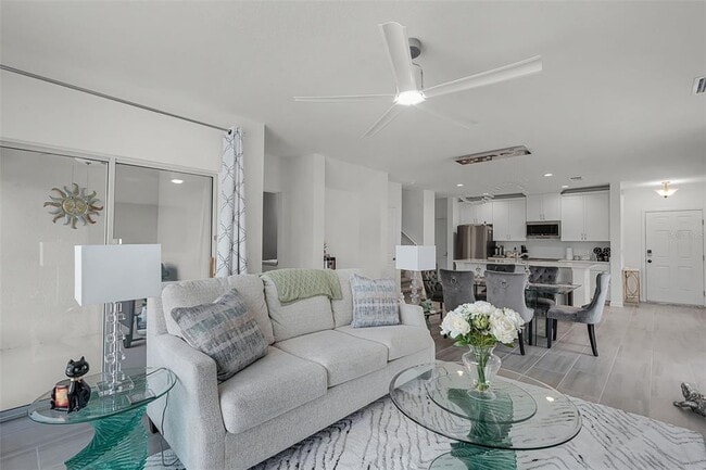 Building Photo - 4829 Cedar Bay Ter