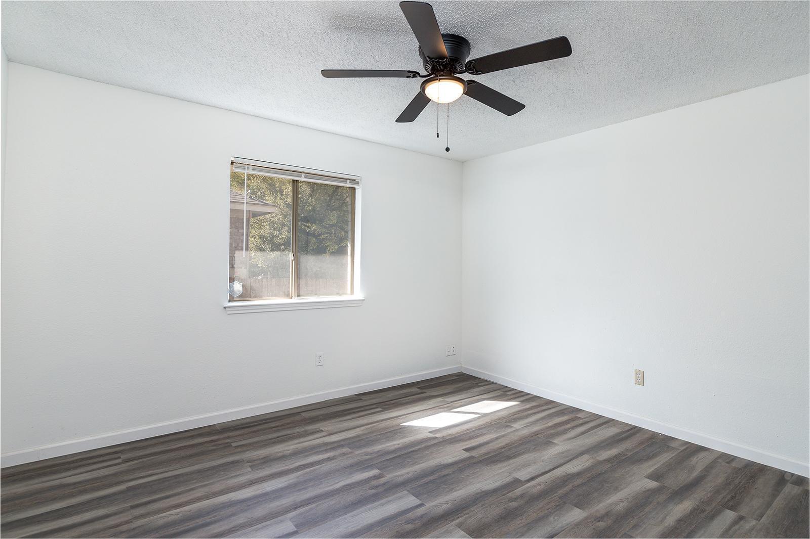 Building Photo - 11135 Quail Pass