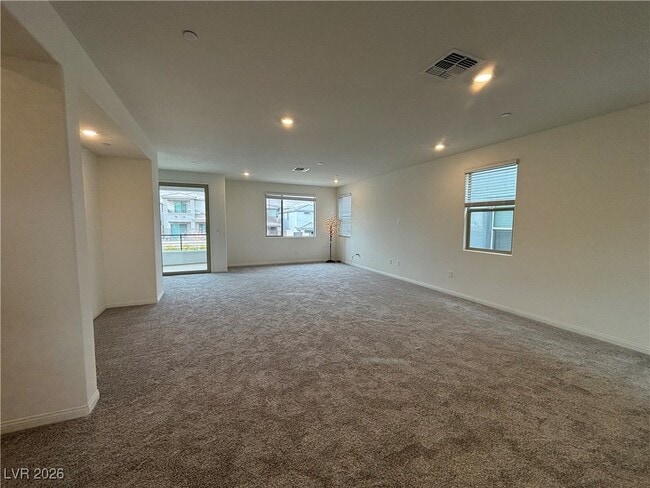 Building Photo - 1505 Little Penguin St