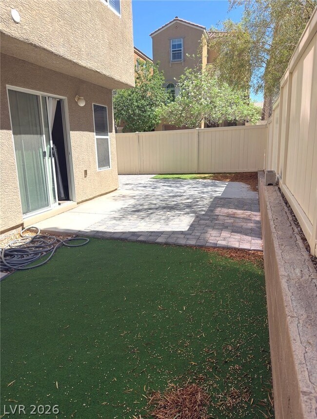 Building Photo - 10569 Longoria Garden St