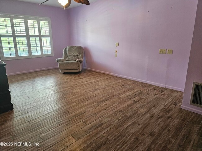 Building Photo - 9252 San Jose Blvd