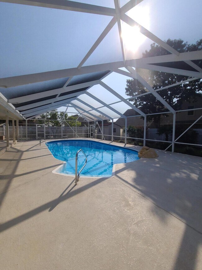 Building Photo - 1905 Catamaran Dr