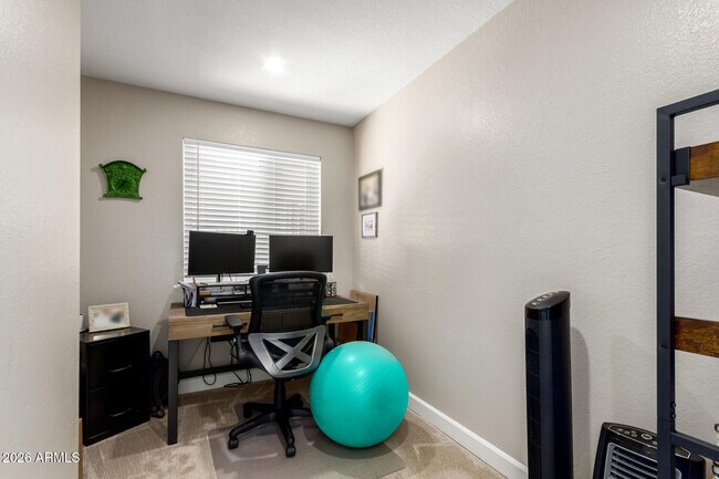 Building Photo - 3927 E Cortez St