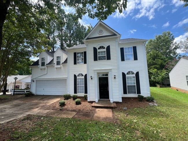 Building Photo - Welcome to Timbertop5127, a well-appointed 4-bedroom, 2.5-bath home in Charlotte, NC.