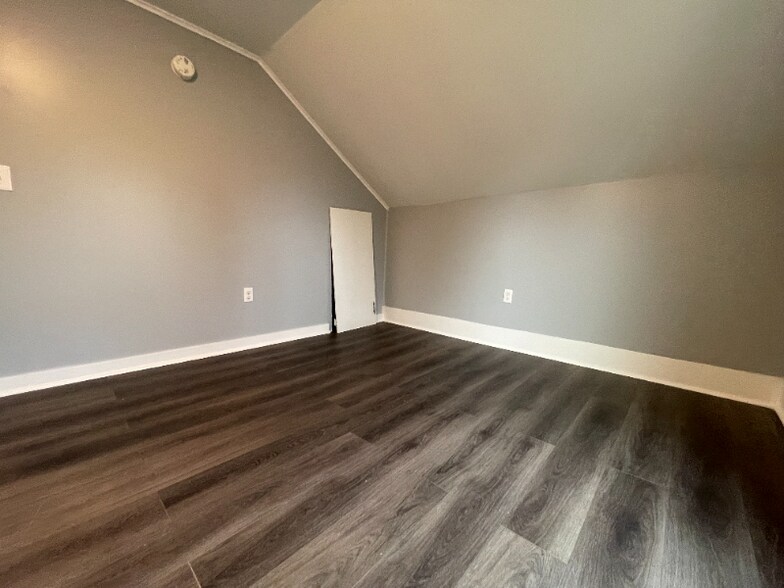 Building Photo - 6535 Marlette Rd