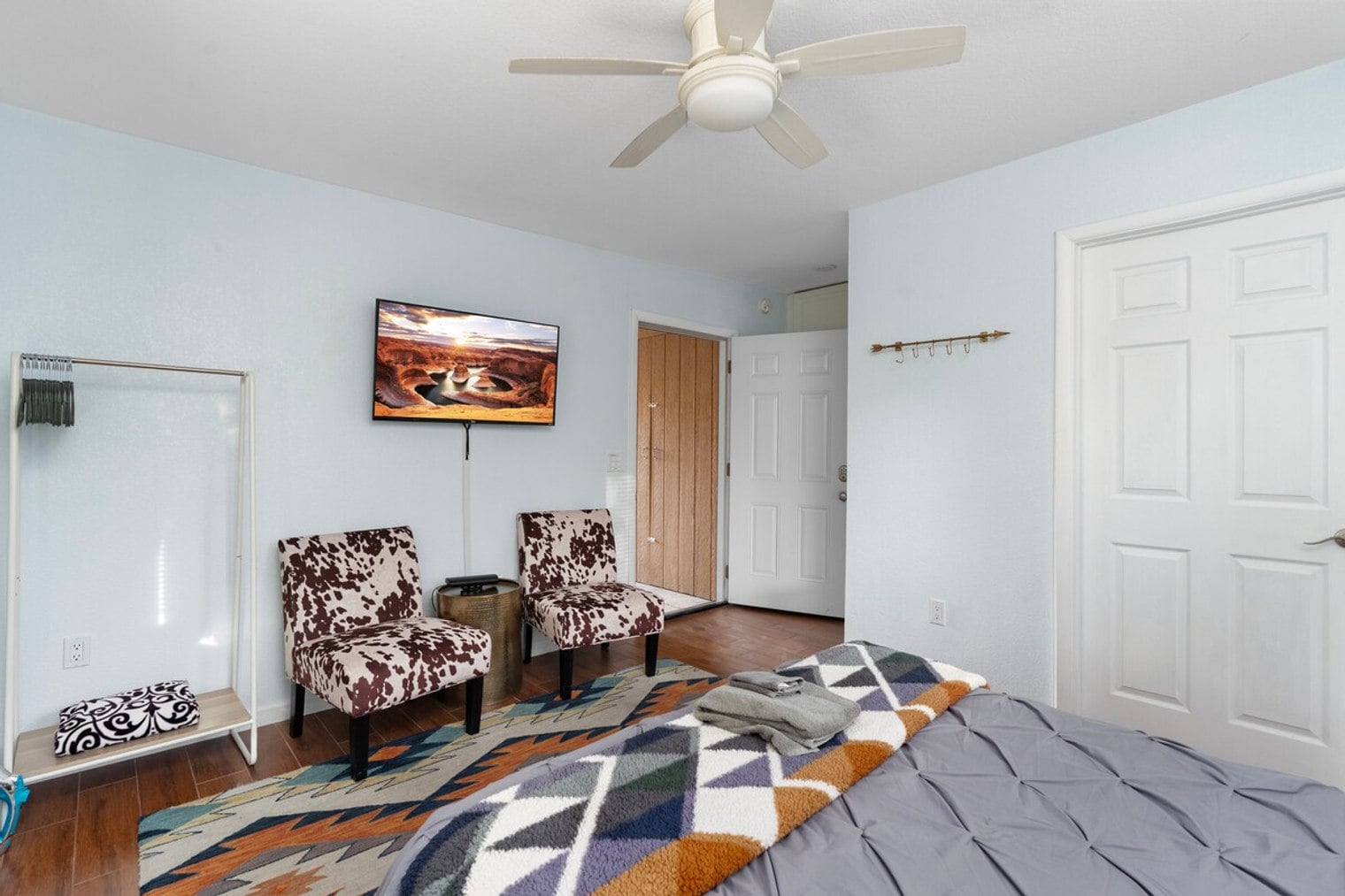 Building Photo - 228 Caballo Dr