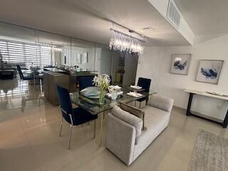 Building Photo - 5600 N Flagler Dr