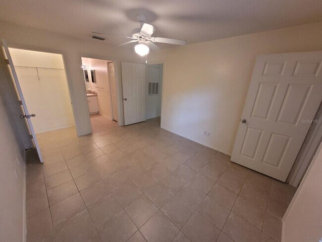 Building Photo - 36101 Deer Creek Dr