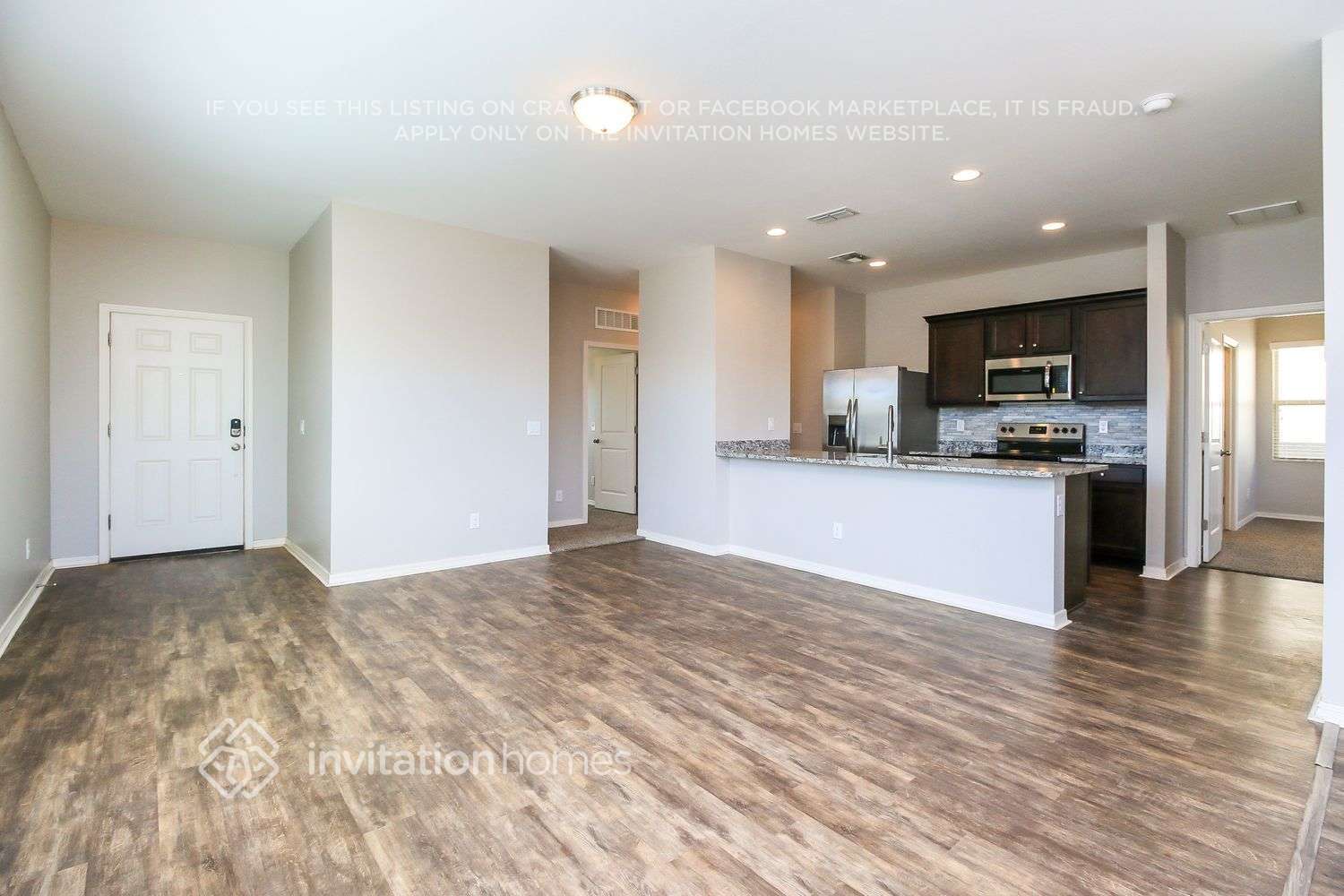 Building Photo - 36816 W Oliveto Ave