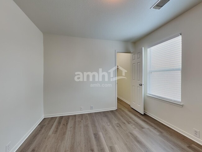 Building Photo - 11806 Skydale Dr