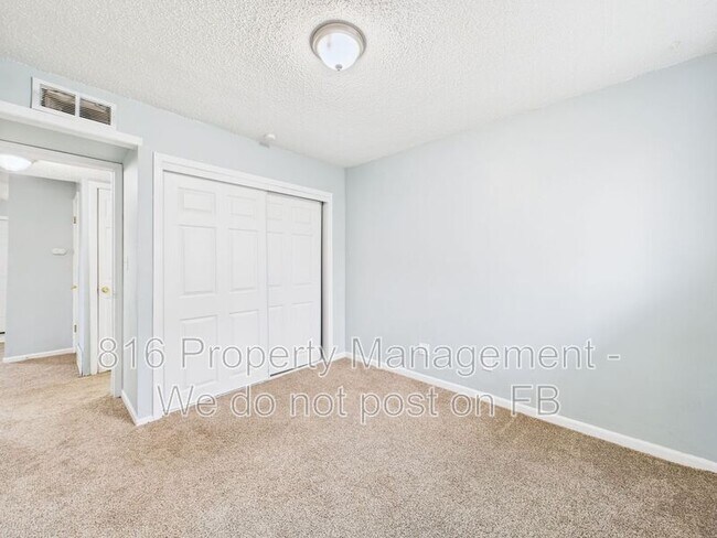 Building Photo - 6104 E 152 Terrace