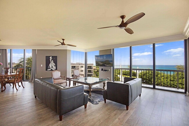 Building Photo - 2401 N Ocean Blvd