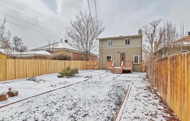 Building Photo - 3504 N Gaylord St