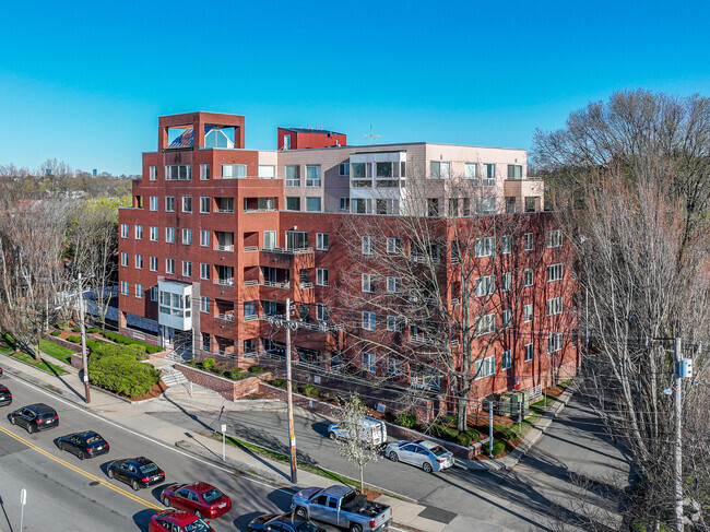 50 Watertown St - Waterbridge Condominium