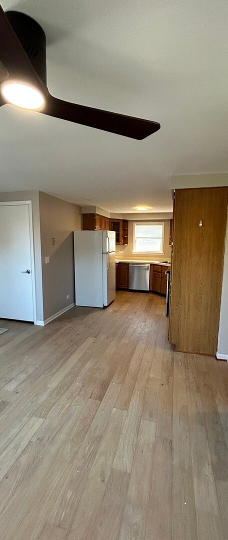 Building Photo - 461 N Northwest Hwy