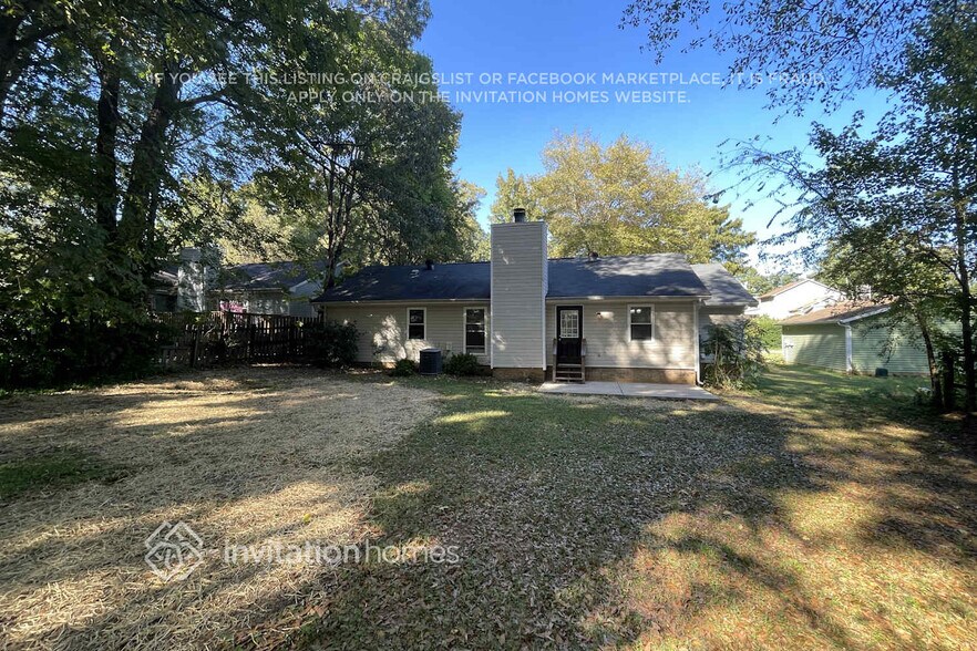 Building Photo - 7820 Hickory Hollow Ln