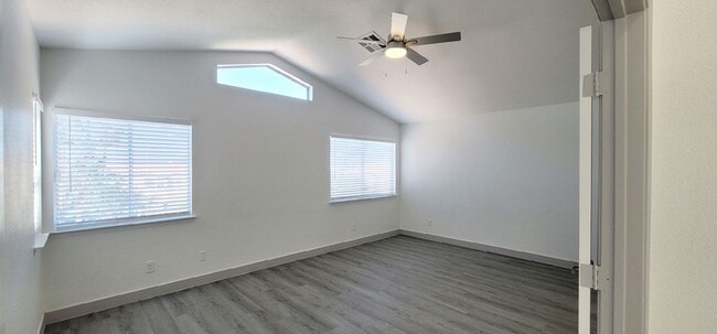 Building Photo - 73 Sea Holly Way