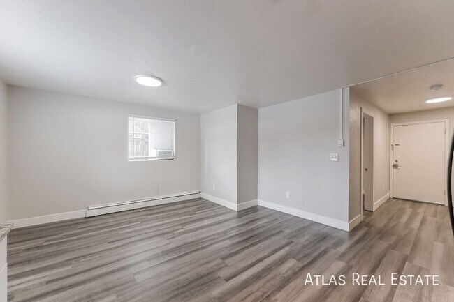 Building Photo - 3150 N Harlan St