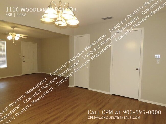 Building Photo - 1116 Woodlands Park Dr