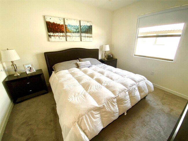 Building Photo - 11489 SW 250th St