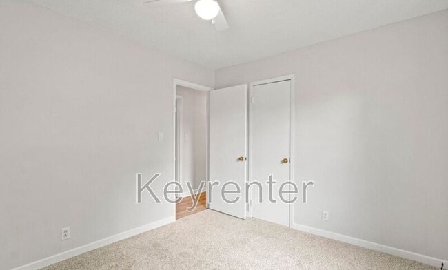 Building Photo - 6600 Woodcock Cir